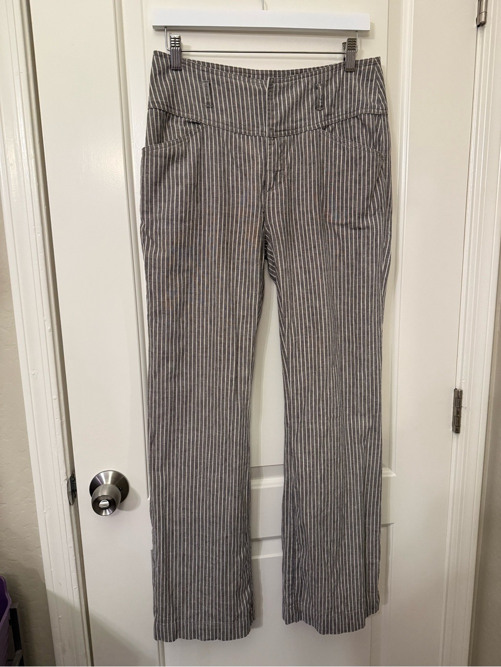 Sundance Women’s Linen Cotton Pinstripe Pants Size 6 Gray White Boho, No Sash